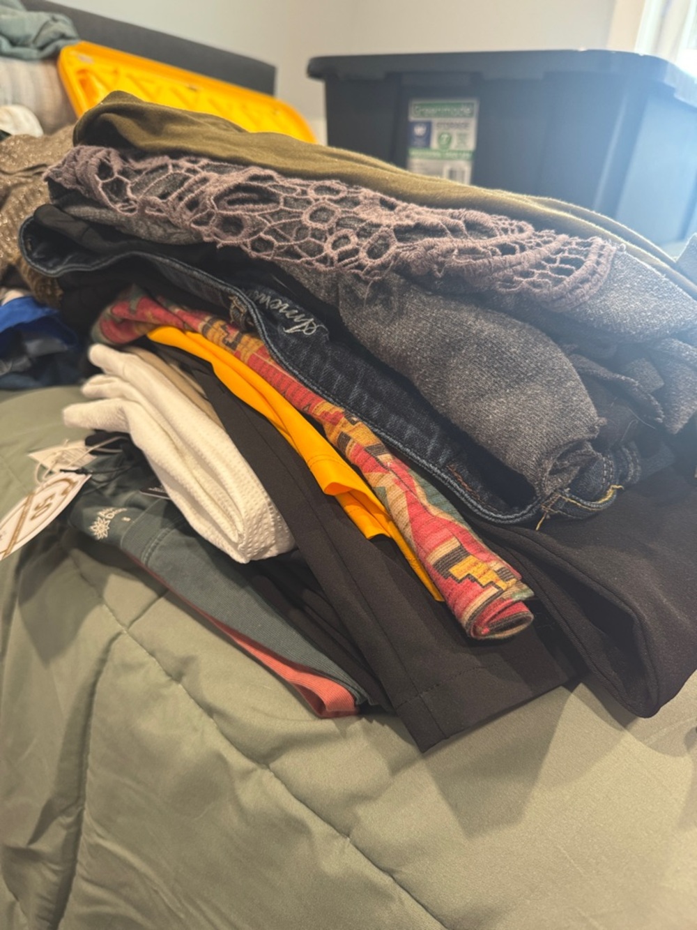(16 Items) Women’s Mystery Bundle Small